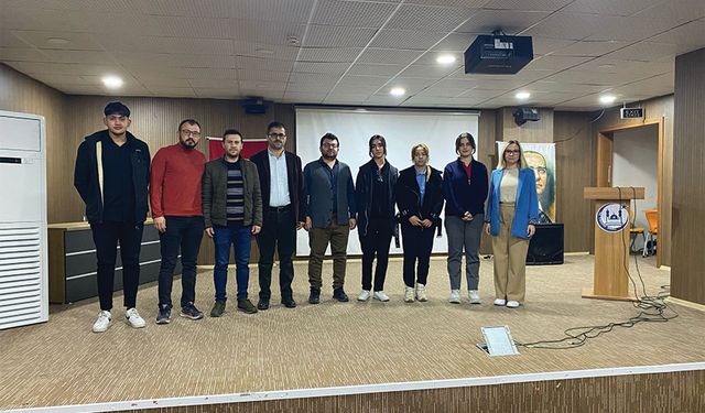 Yunak'ta Liselerarası İstiklâl Marşı Yarışması