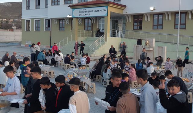 Öğrencilere İftar Programı