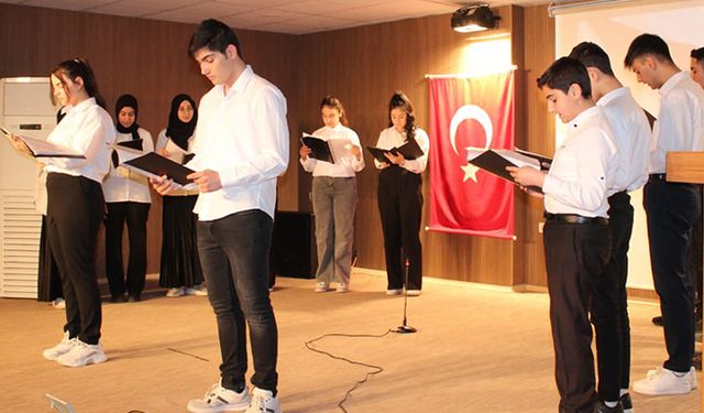 Yunak'ta İstiklal Marşı'nın 104. Yılı Kutlandı
