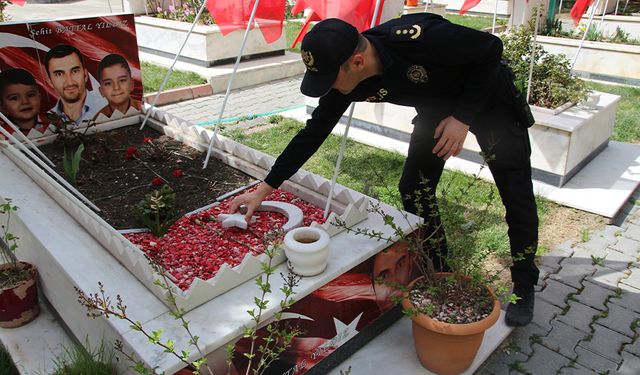 Emniyetten Ramazan Bayramı Öncesi Şehitlik Ziyareti