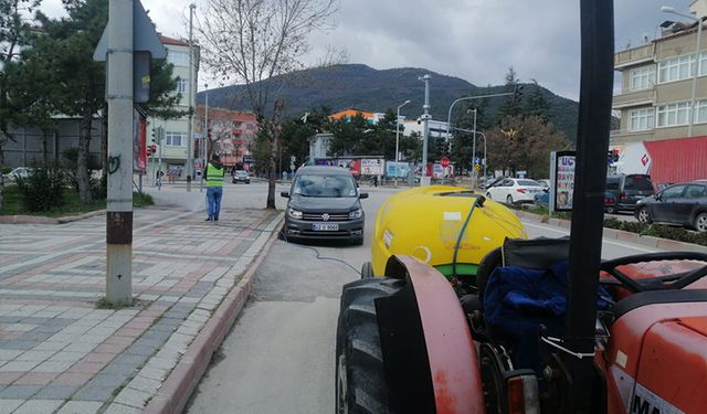 Yabani Ot Temizliği ve İlaçlama Çalışmalarına Başlandı