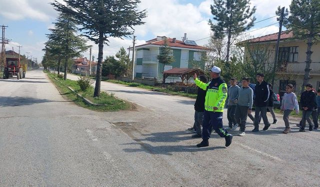 Öğrencilere Jandarmadan Trafik Eğitimi