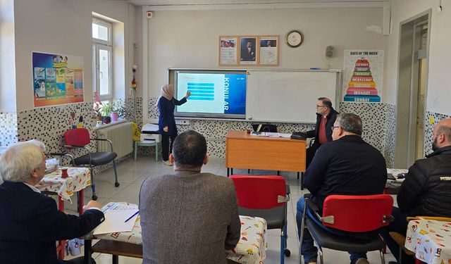 “Başarılı Bir Eğitim Öğretim Ortamı Oluşturma” Toplantısı Yapıldı