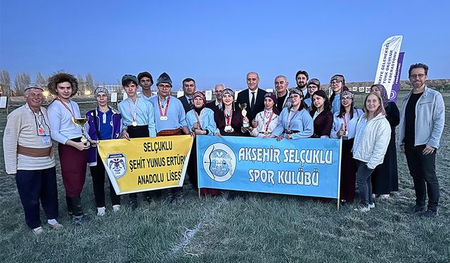 Akşehirli Okçular Konya’yı Fethetti!
