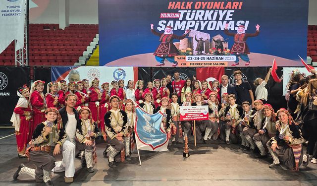 Akşehir Belediyespor Halk Oyunları Ekibi Türkiye Üçüncüsü Oldu
