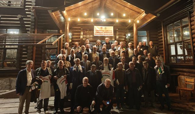 Akşehirspor’un Emektarları Yeniden Bir Arada