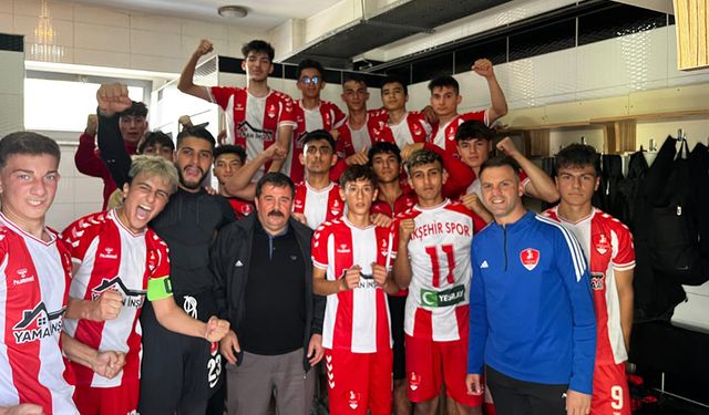 Kırmızı Karıncalar Fırtınası Devam Ediyor!