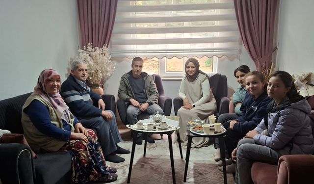 Çakıllar’da 24 Kasım’da Emekli Öğretmene Vefa Ziyareti