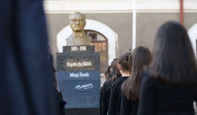 Anlamlı 10 Kasım Anma Videosu