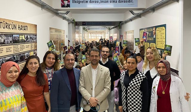 Mihrali Çelik, Öğrencilerle Buluştu