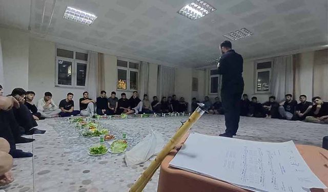 Müftü Müjdeci Üniversiteli Gençlerle Bir Araya Geldi