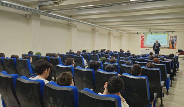 Hukuk Fakültesi Öğrencilere Tanıtıldı