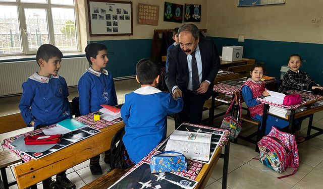 İşcan'dan İki Mahalle Okuluna Ziyaret