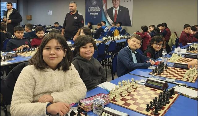 Şehit Zeynep Sağır İHO Satranç Takımından Örnek Davranış