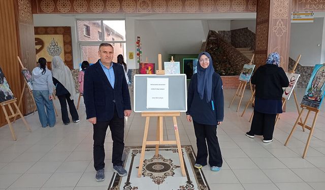 Genç Yetenek Hira Nur Olukçu’dan “Tuvallerde Yolculuk” Sergisi