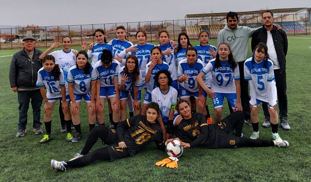 Akşehir Gençlerbirliği Kadınlar 3. Lig’e Katıldı