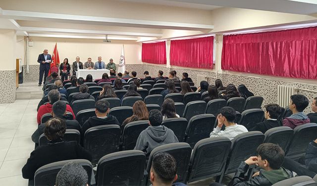 “Kahramanlar Buluşması” Duygusal Anlara Sahne Oldu