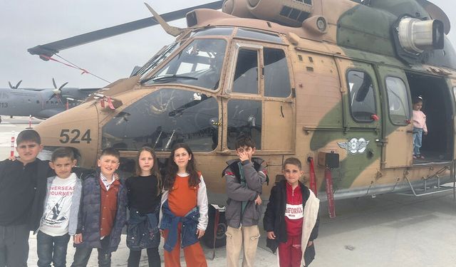Mehmetçik Yunaklı Minikleri Gökyüzünün Kartallarıyla Buluşturdu