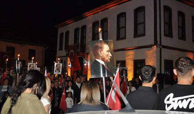 Akşehir’de “Mustafa Kemal’in Askerleriyiz” Sesleri Yükseldi