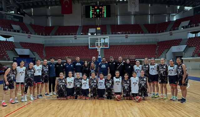 Akşehir Masterspor U12 Kız Basketbol Takımı Konya Şampiyonu Oldu