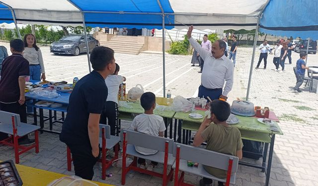 Yunak Hursunlu'da Renkli Kermes Etkinliği