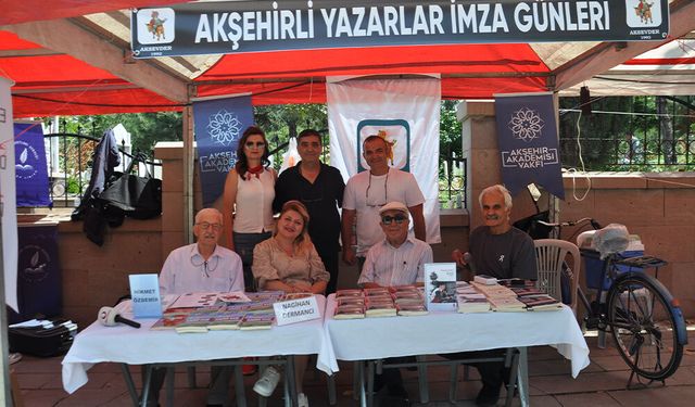 Akşehirli Yazarlar Okurlarıyla Buluşuyor