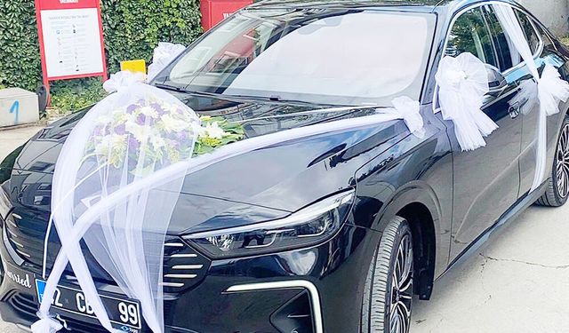 Çeltik’te TOGG, Bu Kez Makam Aracı Değil Gelin Arabası Oldu