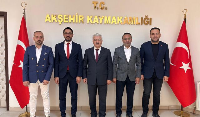 Zeybek ve Yönetimi Kaymakam Yiğit’le Görüştü
