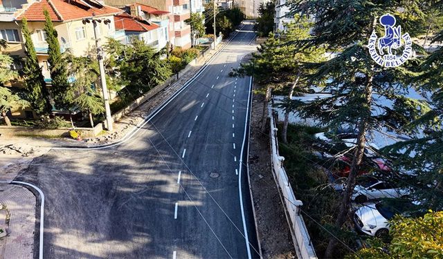 Sağlık Sokak’ta 7 Bin Metrekare Sıcak Asfalt Serildi