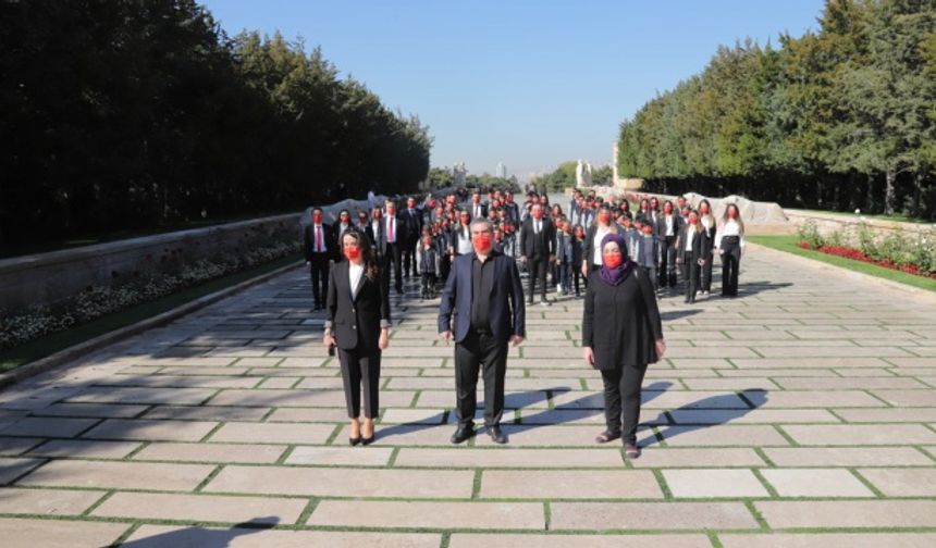 “ATA’MIZIN HUZURUNDAYDIK” (FOTOĞRAFLAR İÇİN TIKLAYINIZ)