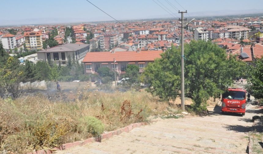 ORMANI ZAMANINDA MÜDAHALE KURTARDI (FOTOĞRAFLAR İÇİN TIKLAYINIZ)