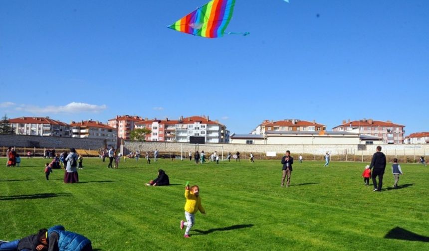 ATA’MIZIN ARMAĞANI BAYRAMLARINI ŞENLİKLE KUTLADILAR (FOTOĞRAFLAR İÇİN TIKLAYINIZ)