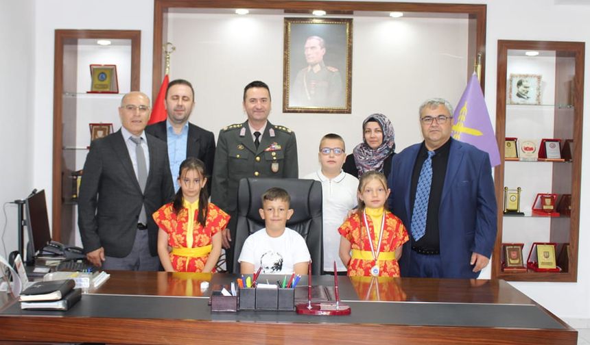 Minik Komutanla Anlamlı Gün