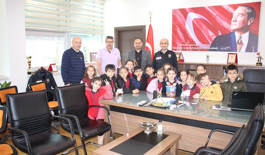 Miniklerden Polis Haftası’na Anlamlı Ziyaret