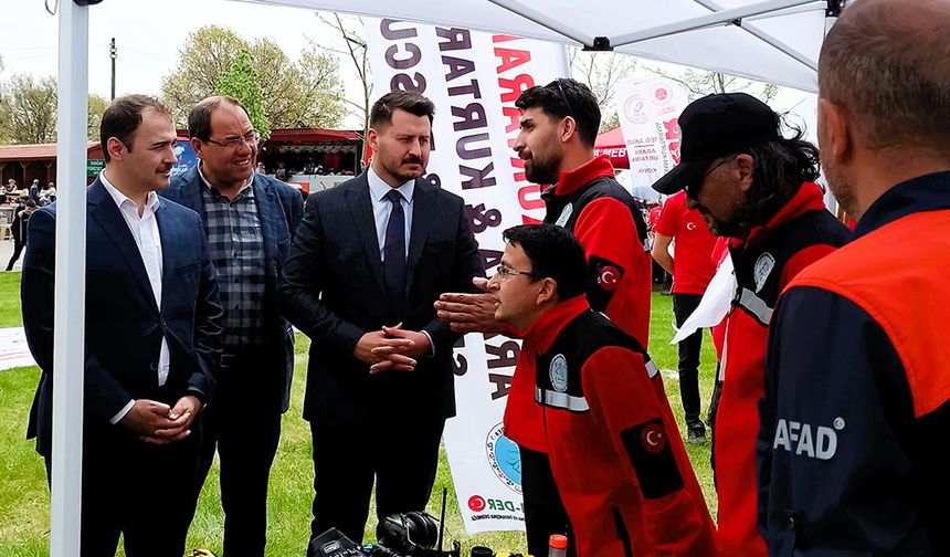 AFAD İl Müdürü Körpeş, Cankurt Çadırını Ziyaret Etti