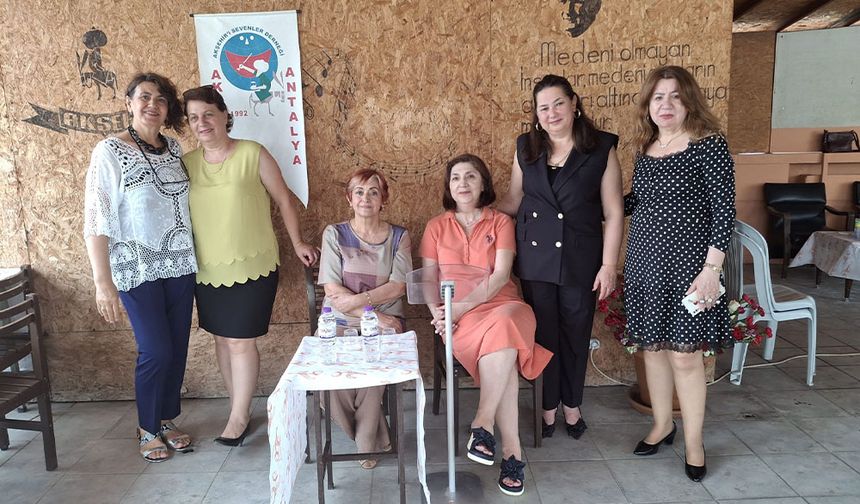 Anneler Günü’nde Gönüller AKSEVDER’de Buluştu