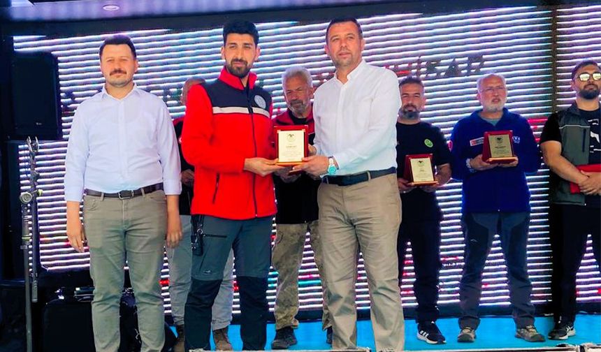 Doğanhisar Belediyesi’nden CAN-KURT’a Teşekkür Plaketi