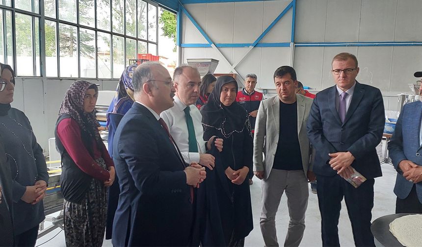 Üretimden Pazarlamaya Kadın Kooperatifi Modeli İncelendi