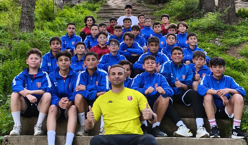 Akşehir Martı Spor Sahaya İniyor