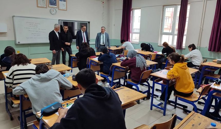 İl Milli Eğitim Müdürü Murat Yiğit’ten Baysal Fen Lisesi’ne Ziyaret