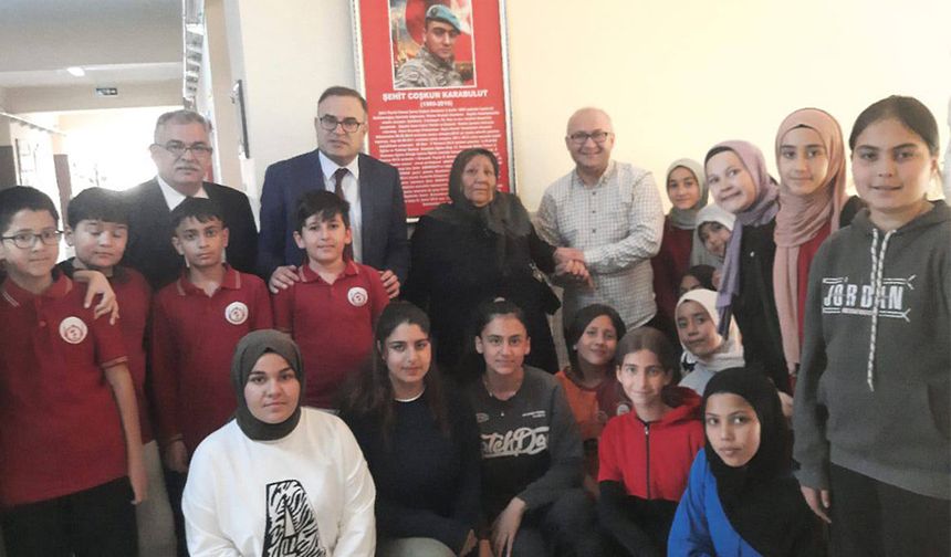 Şehit Annesinden Duygusal Ziyaret