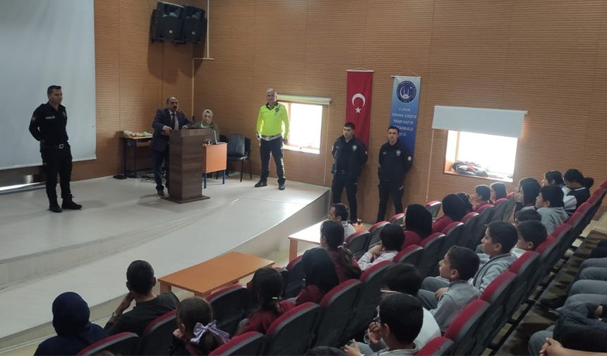 Yunak'ta Trafik Haftası Etkinlikleri