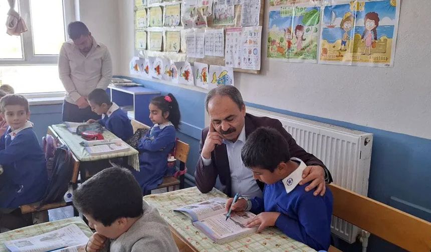 İşcan'dan Koçyazı Okullarına Ziyaret