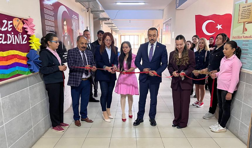 Yunak Kuzören'deki Sergiler Göz Kamaştırdı