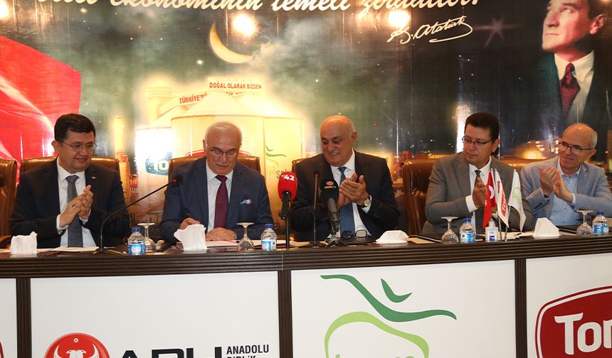 Anadolu Birlik Holding ve Tarım Kredi Güçlerini Birleştirdi