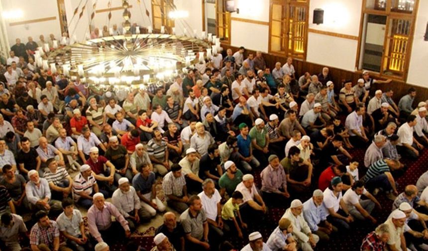 Bayram Namazı Saat 06:05’de