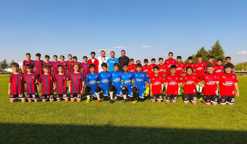 Emre Erdoğan'dan Akşehir Martı Spor’a Moral Ziyareti