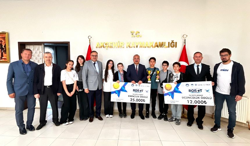 Öğrencilerden Kaymakama Ziyaret ve Sunum