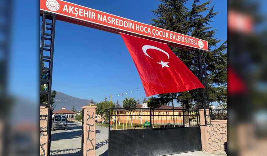 Nasrettin Hoca Çocuk Evleri'nden “Renklenen Umutlar Sergisi”