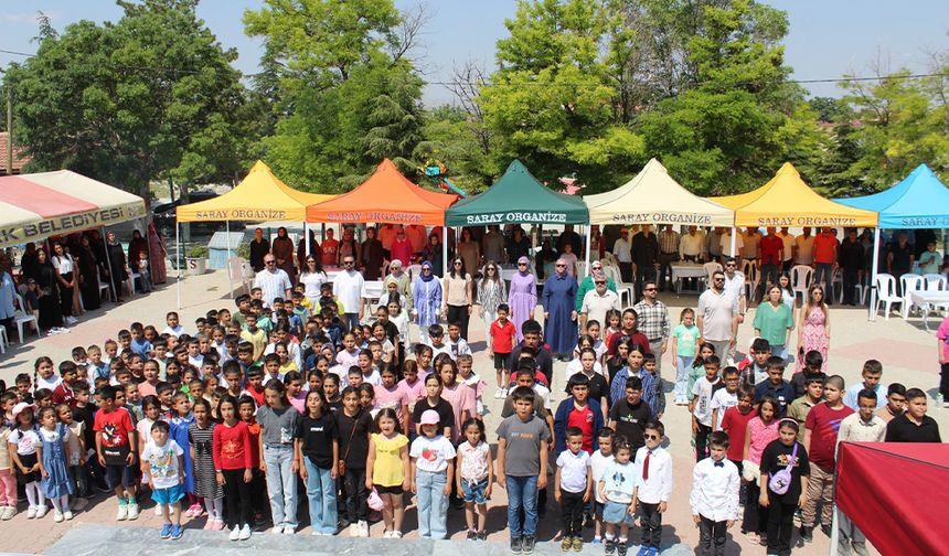 Yunak Saray'da Çocuk Şenliği Coşkusu